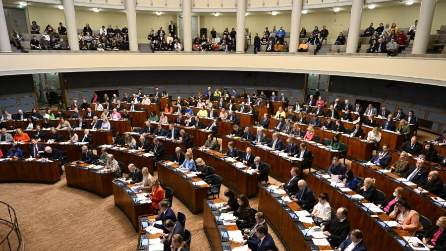 Finnish Parliament Passes NATO Bill With Large Majority