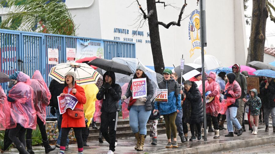 Los Angeles Public Schools Closed as Unions Launch 3-Day Strike