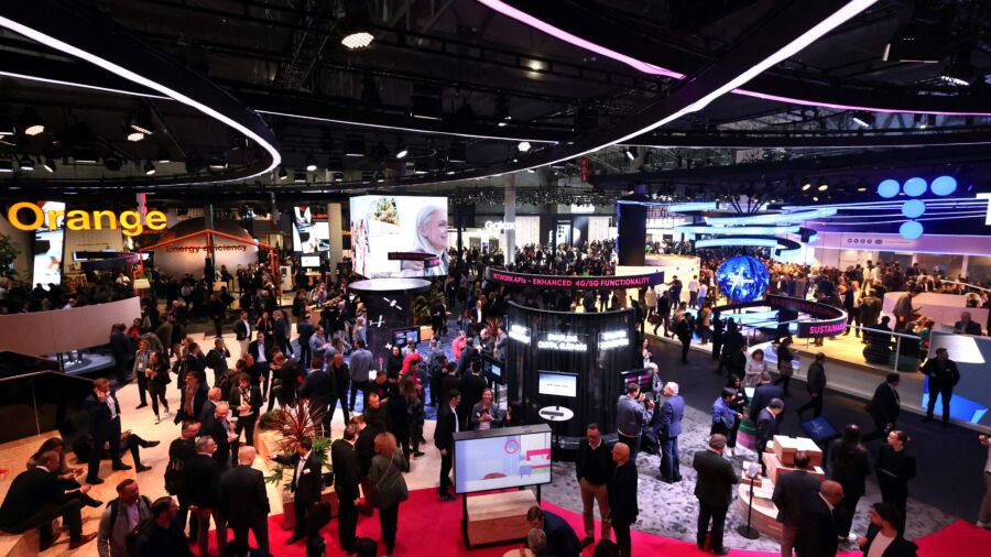 AI and Metaverse Take Center Stage at MWC