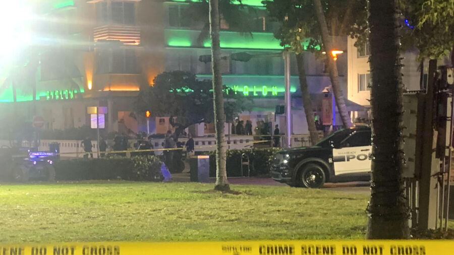 1 Dead, 1 Hurt in Shooting During Miami Beach Spring Break