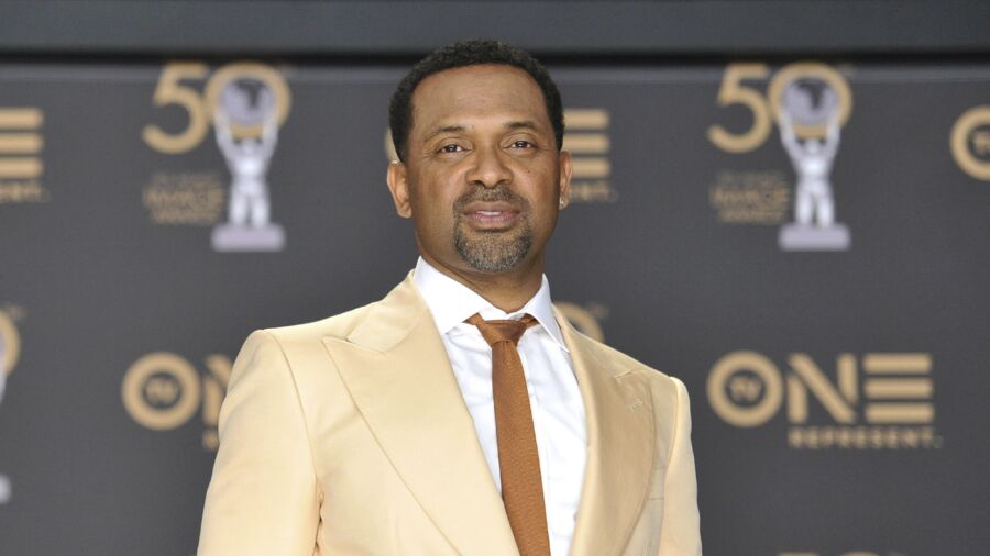 TSA Agents Seize Gun From Actor Mike Epps in Indianapolis