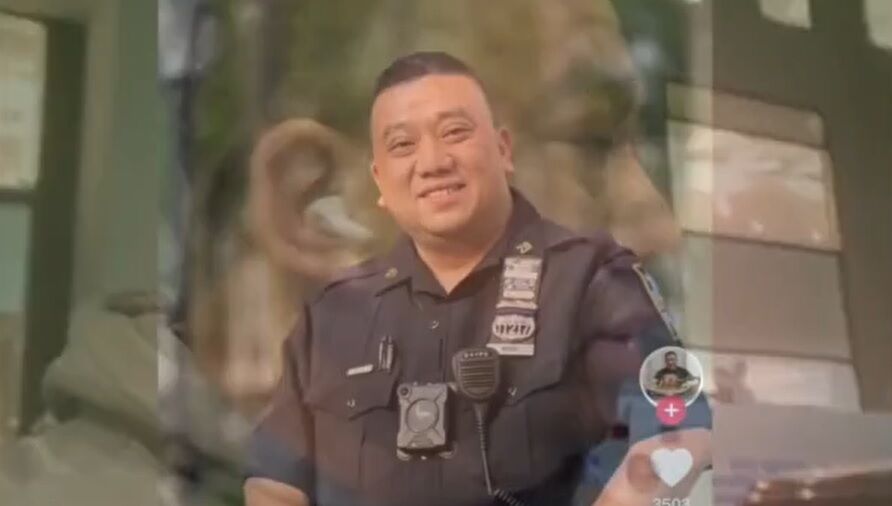 NYPD Officer Threatens US Resident on Tiktok