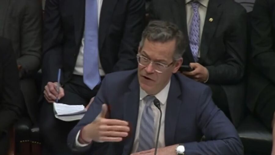 Lawmakers Account for Military Aid to Ukraine