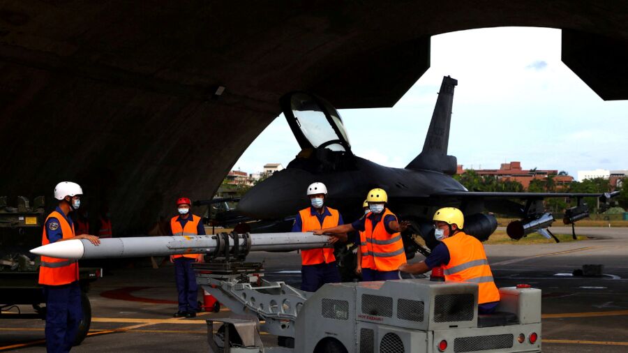 Taiwan Military to Get $619 Million US Arms Boost