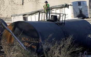 Angry Ohio Residents Confront Railroad Over Health Fears