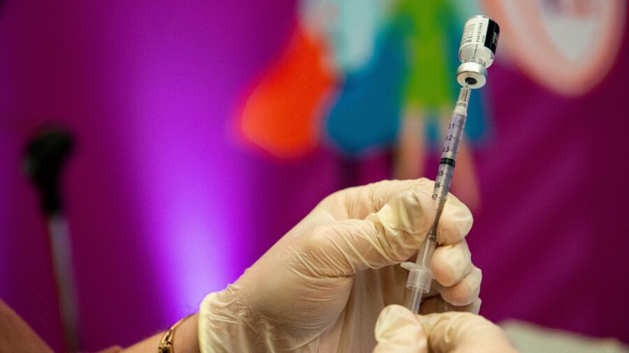 Health Care Clinics Lost Workers Due to COVID-19 Vaccine Mandate: Study