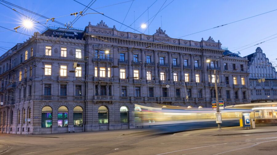 Credit Suisse Borrows $53 Billion From Swiss Central Bank After Shares Pummelled