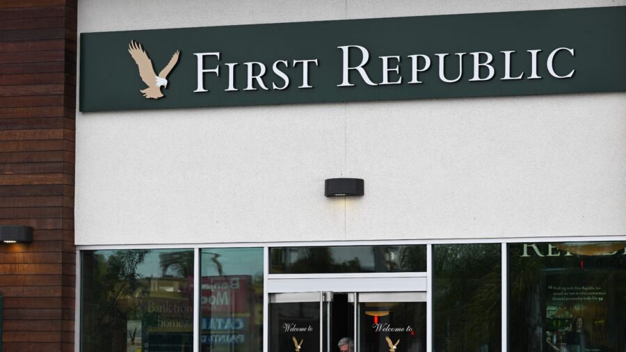First Republic Shares Crash Following Massive Deposit Outflows