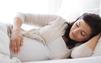 Tips for a Healthy, Holistic Pregnancy