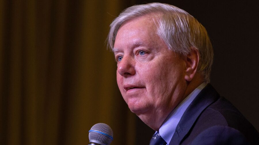 Sen. Lindsey Graham Admonished in Rare Move by Senate Ethics Panel