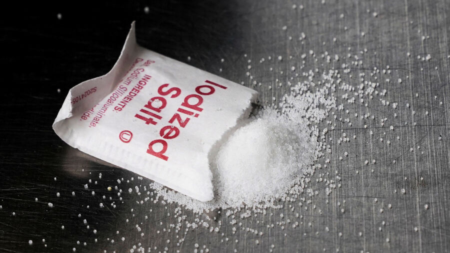 FDA Seeks to Allow Salt Substitutes in Everyday Foods