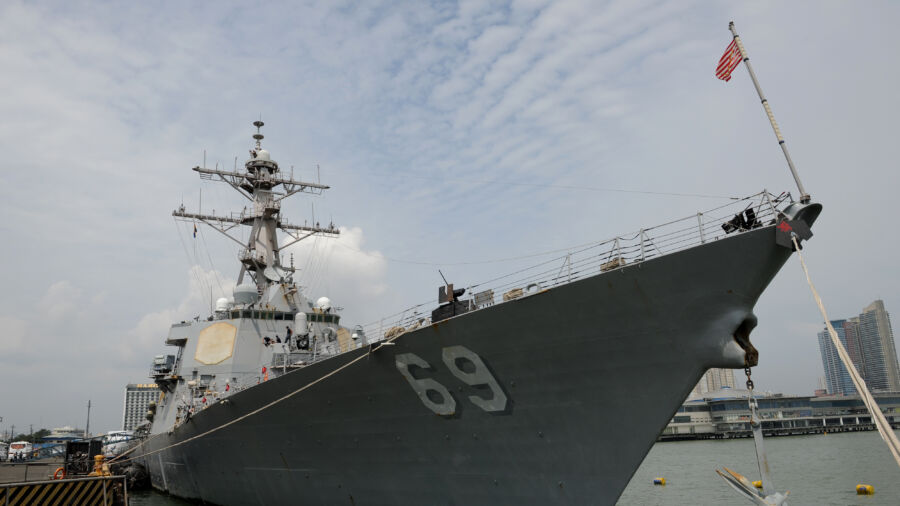 US–China Standoff in South China Sea Enters Day 2
