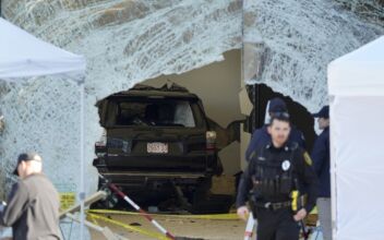 Driver Involved in Fatal Apple Store Crash Pleads Not Guilty