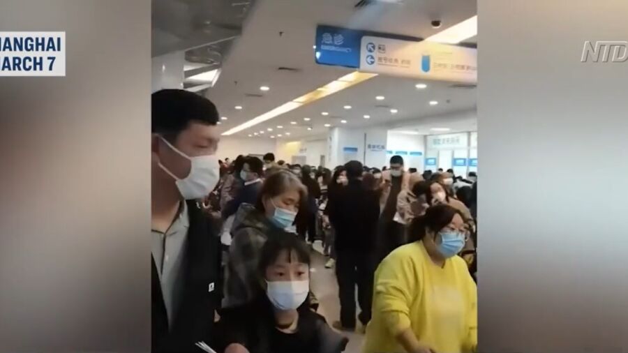 Chinese City Plans Flu Lockdowns as Outbreaks Surge Across the Country; Top Virologist Warns of Next COVID-19 Wave