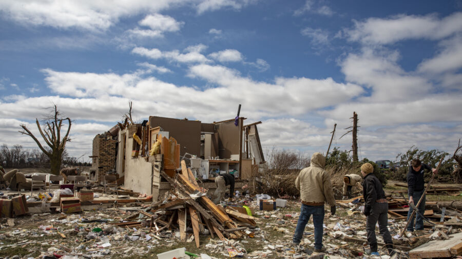32 Dead as Tornadoes Torment From Arkansas to Delaware