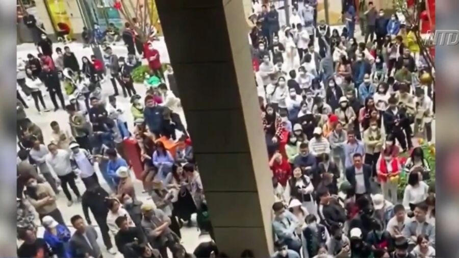China: Mass Conflicts Over Dispute in Chengdu