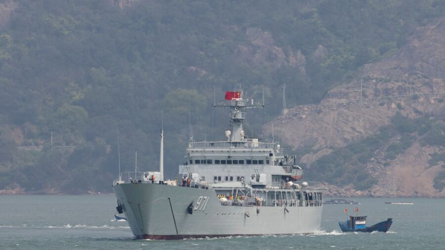 42 Chinese Warplanes, 8 Vessels Sent Toward Taiwan After Leader’s US Meeting