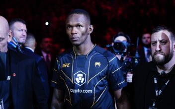 Israel Adesanya Knocks Out Alex Pereira in UFC Title Rematch
