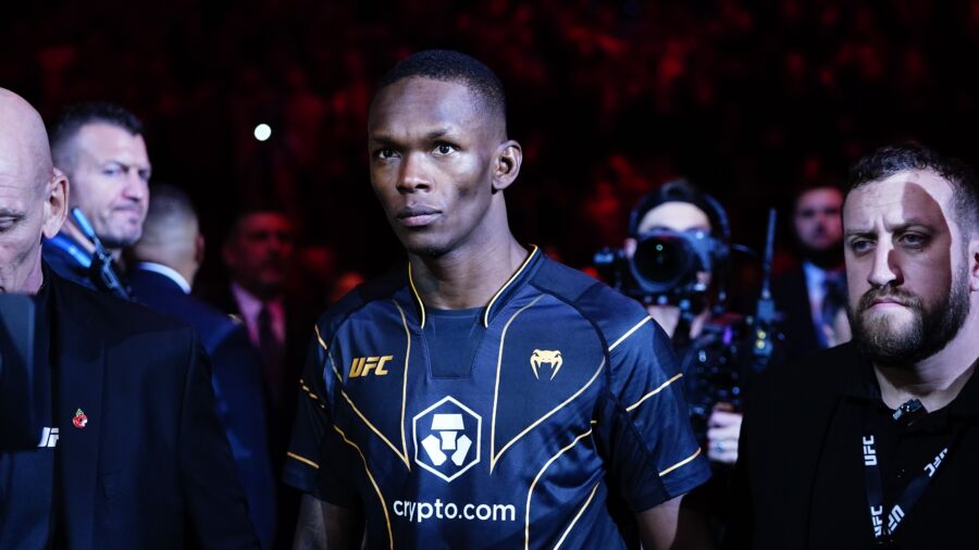 Israel Adesanya Knocks Out Alex Pereira in UFC Title Rematch