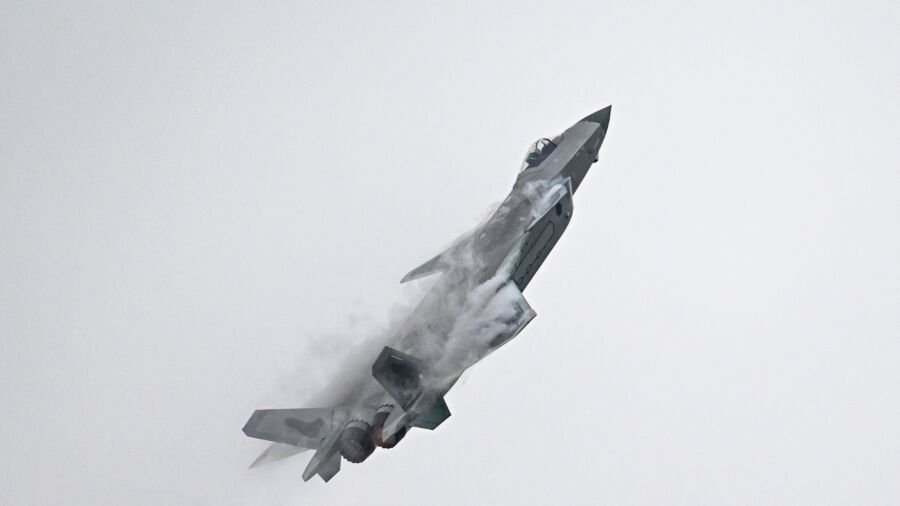 China’s J-20 Inventory May Outstrip US F-22, ‘Still a Generation Behind’: Taiwan Experts