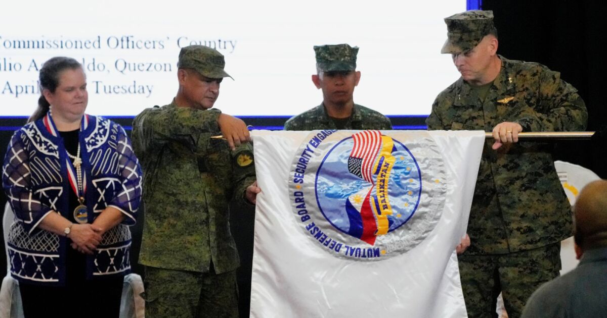 US, Philippines Hold Largest War Combat Exercises In Decades | NTD