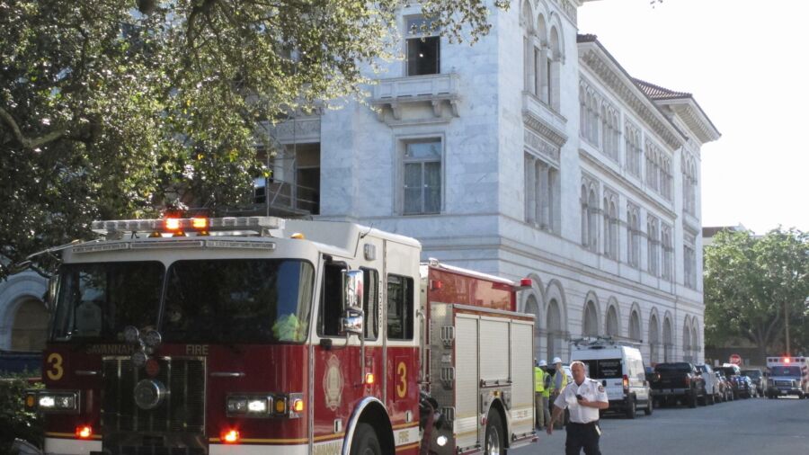 3 Hurt in Floor Collapse in Savannah’s 1899 US Courthouse
