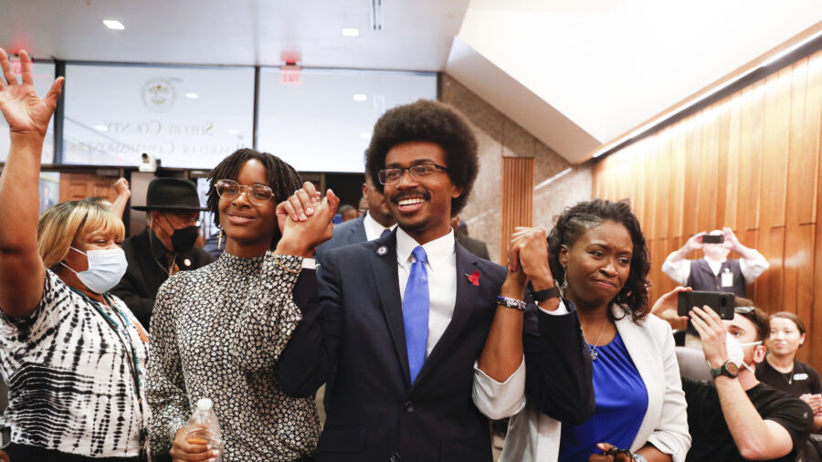 2nd Tennessee Democrat Reinstated to Seat He Was Ousted From