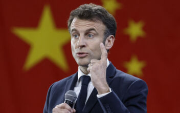 Macron: Favor the Current ‘Status Quo’ Over Taiwan