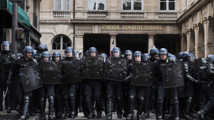 Protests Continue Against France Pension Plan