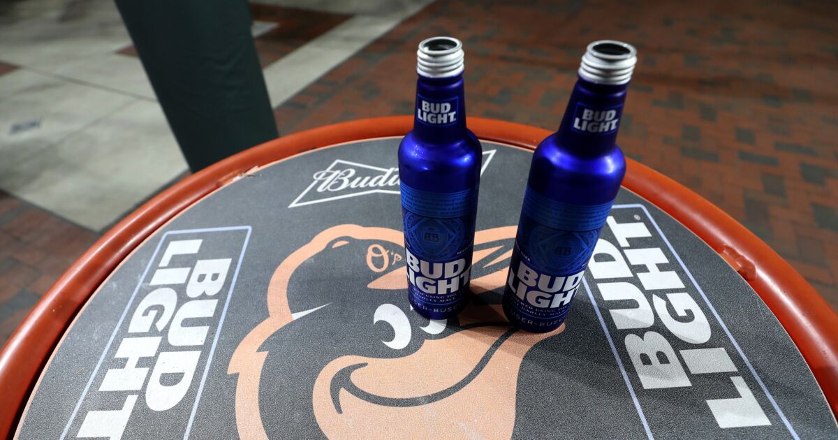 Bud Light Sales Decline Shows Few Signs of Stopping Soon | NTD