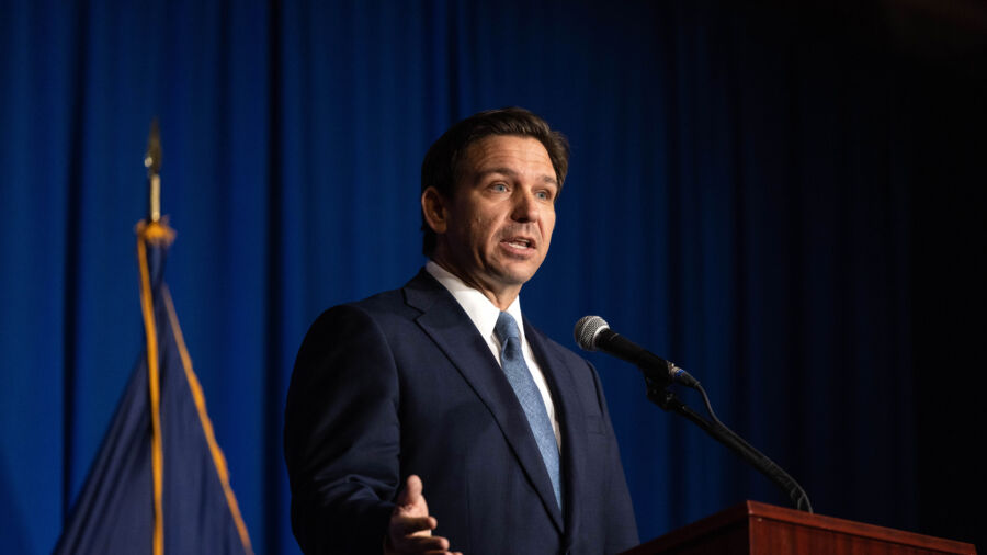 Florida Gov. Ron DeSantis Attends New Hampshire GOP’s Fundraising Dinner