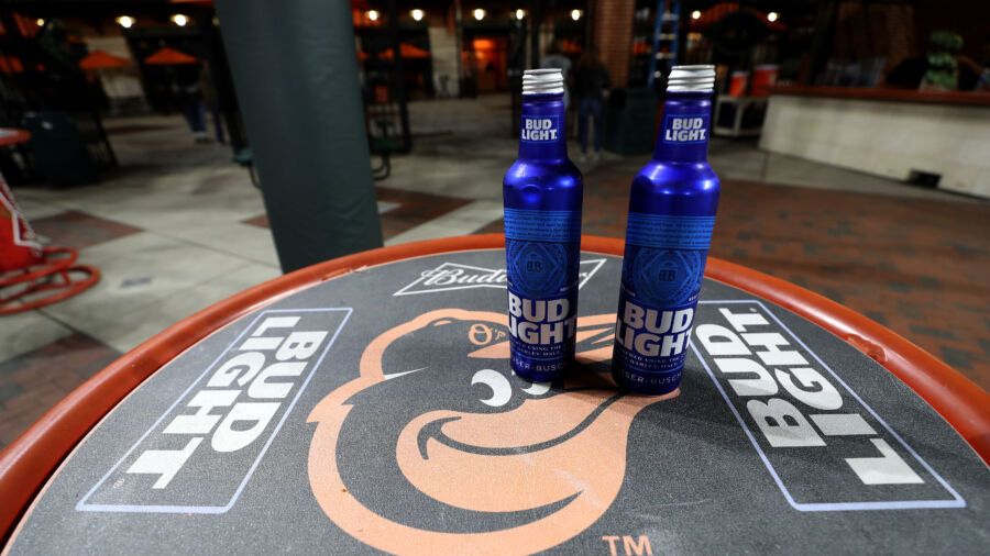 2nd Bud Light Executive on Leave Amid Trans Beer Boycott Fallout