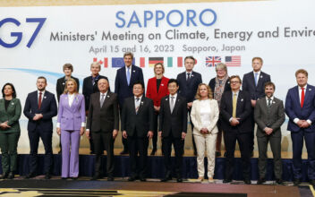 G-7 Ministers Set Big New Targets for Solar and Wind Capacity