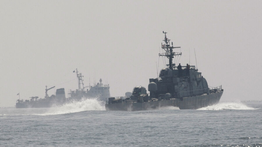 South Korea Fires Warning Shots After North’s Boat Crosses Sea Border