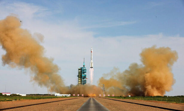 Shenzhou-10 Spacecraft Blast