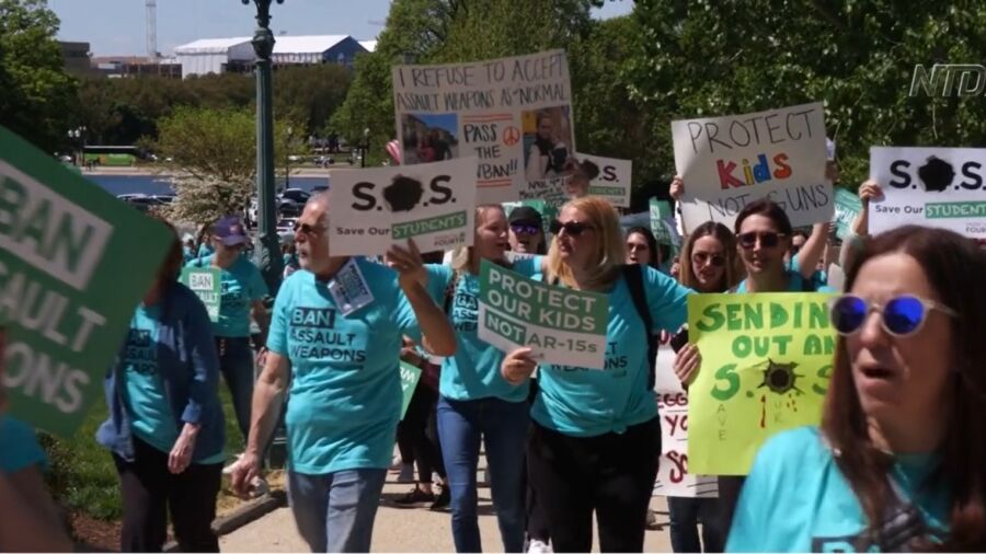 Rally in DC Calls to Ban ‘Assault Weapons’