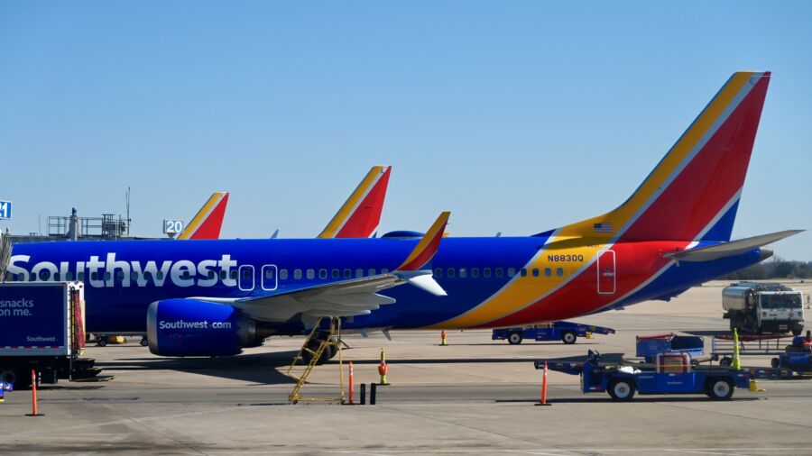 FAA Issues Nationwide Ground Stop for Southwest Airlines Flights Due to Equipment Issues