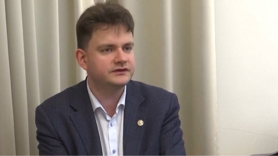 Ukrainian Pianist Adjusts to Wartime Concerts