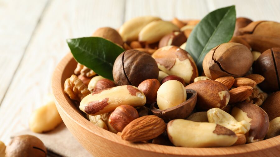 Snacking to Manage Blood Sugar