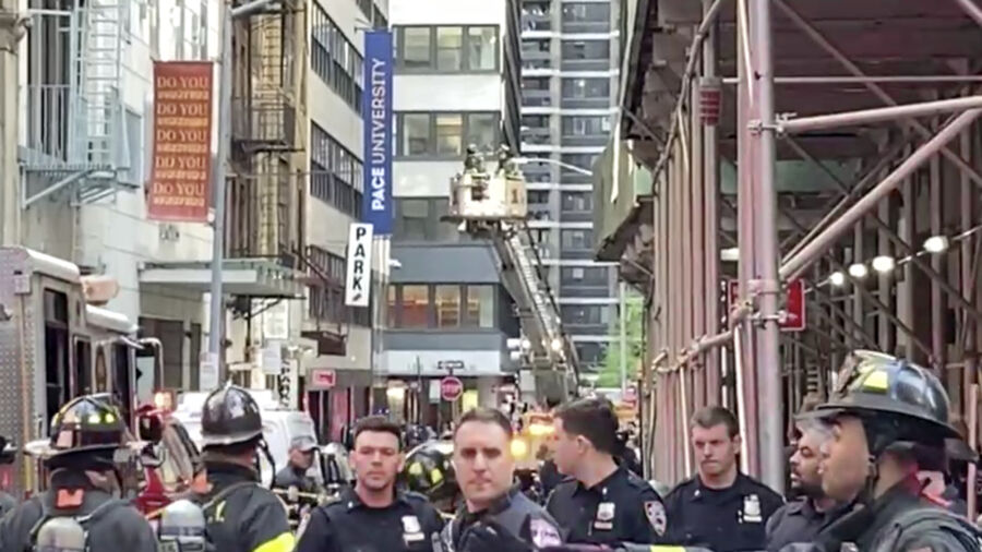 Parking Garage Collapses in NYC, Killing 1; 5 Injured