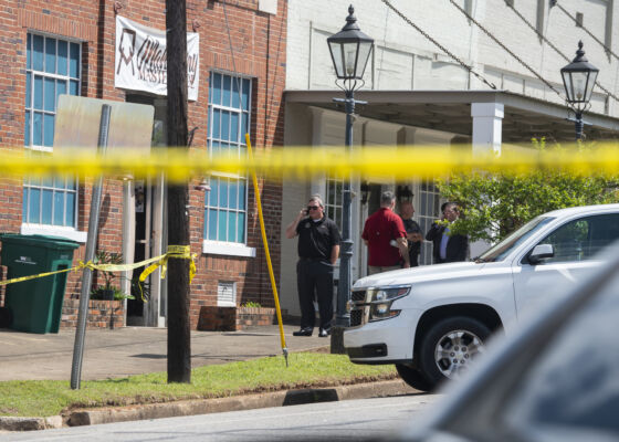 3 Charged With Murder in Sweet 16 Party Shooting in Alabama | NTD