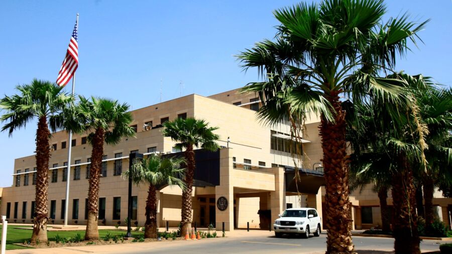 Pentagon Readies Troops for US Embassy Evacuation in Sudan as 1 American Dead