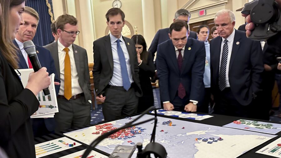 House Committee Stages Taiwan War Game