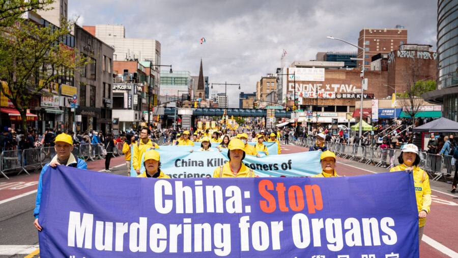 New York Parade Spotlights Communist China’s War Against Faith