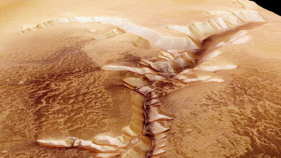 NASA Mission Detects First Seismic Waves Traveling Through the Center of Mars