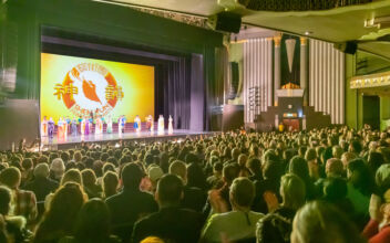Shen Yun Inspires Audiences in London