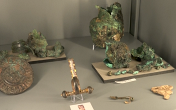 Exhibition Features Ancient Roman Artifacts