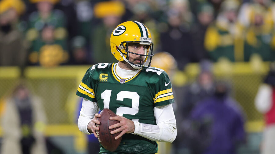 Rodgers' Trade Makes Jets a Popular Super Bowl Bet