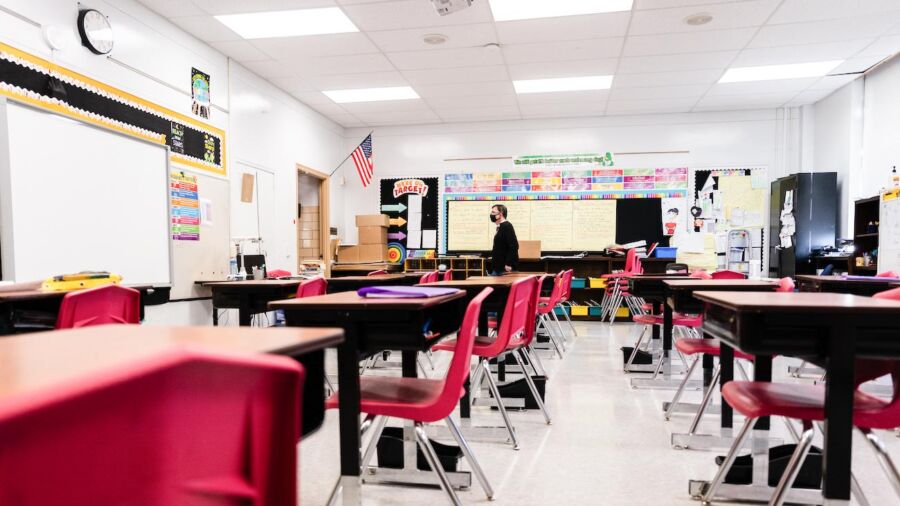 'Main Cause of the Illiteracy Crisis' in US Is Methodology Being Used: Expert