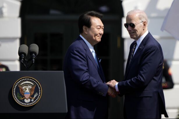 Yoon and Biden